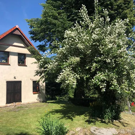 Dom W Rzeczce Gory Sowie *